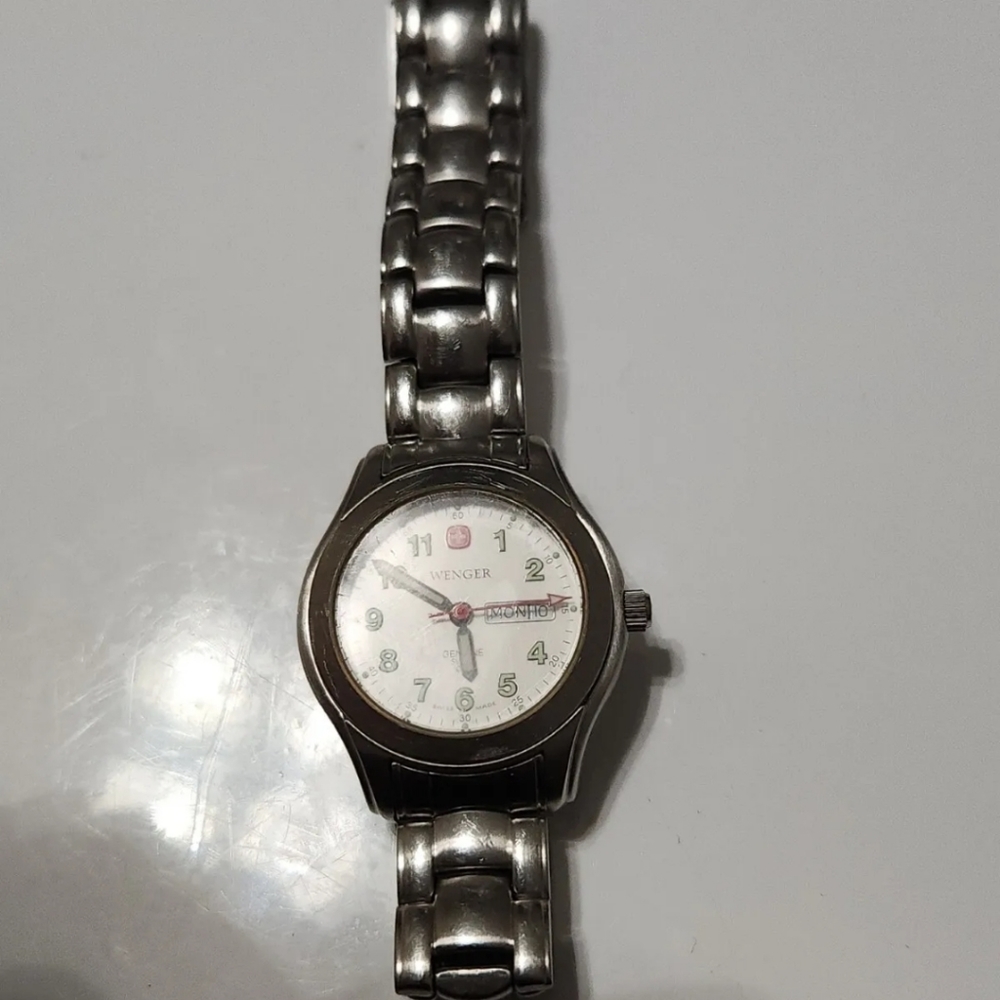 Women's SWISS Watch WENGER The GENUINE 091.0450